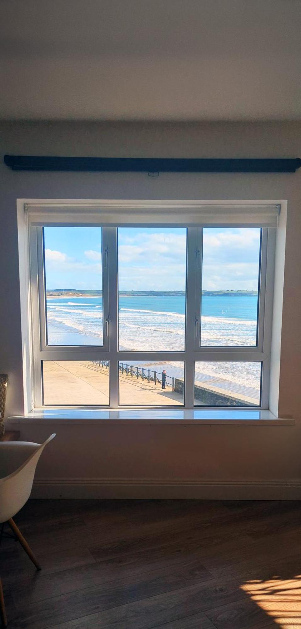 Apartment Ultimate Beachfront Apartments, Sea Views In Tramore